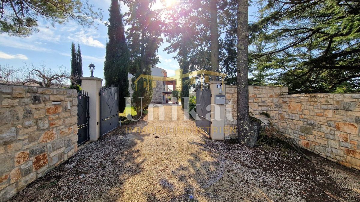 Proprietà esclusiva con molta privacy vicino a Poreč